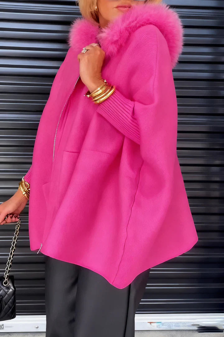 Lara | Chaqueta moderna con capucha de pelo