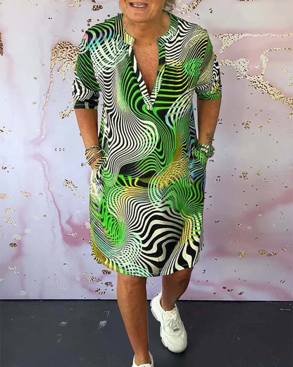 Ria - Vestido colorido con cuello en V