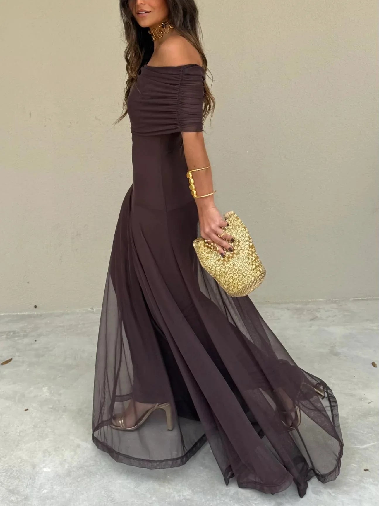 Catalina - Vestido asimétrico de mesh