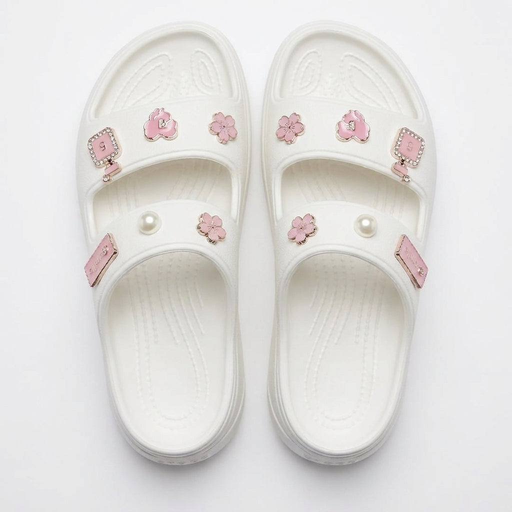Sandalias de Plataforma con Pines Decorativos