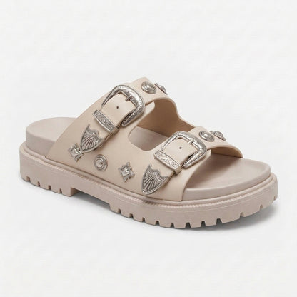 Sandalias de Doble Hebilla con Detalles Decorativos
