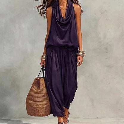 Diana - Conjunto fluido con top halter drapeado y pantalón
