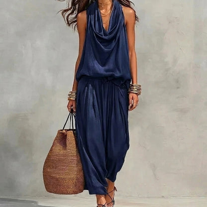 Diana - Conjunto fluido con top halter drapeado y pantalón