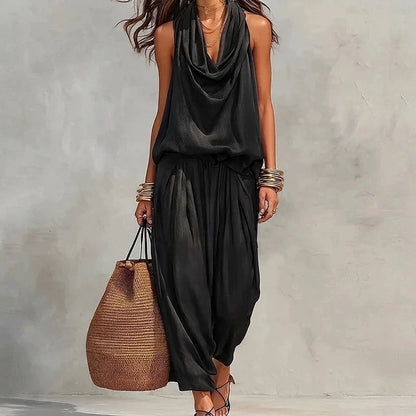 Diana - Conjunto fluido con top halter drapeado y pantalón