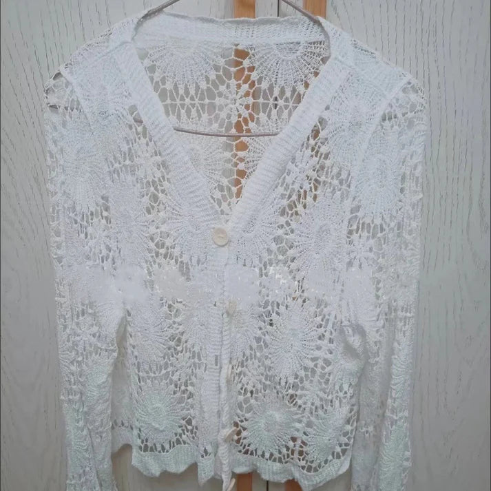 Isabela - Cardigan de encaje con cuello en V