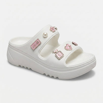 Sandalias de Plataforma con Pines Decorativos