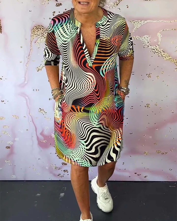 Ria - Vestido colorido con cuello en V