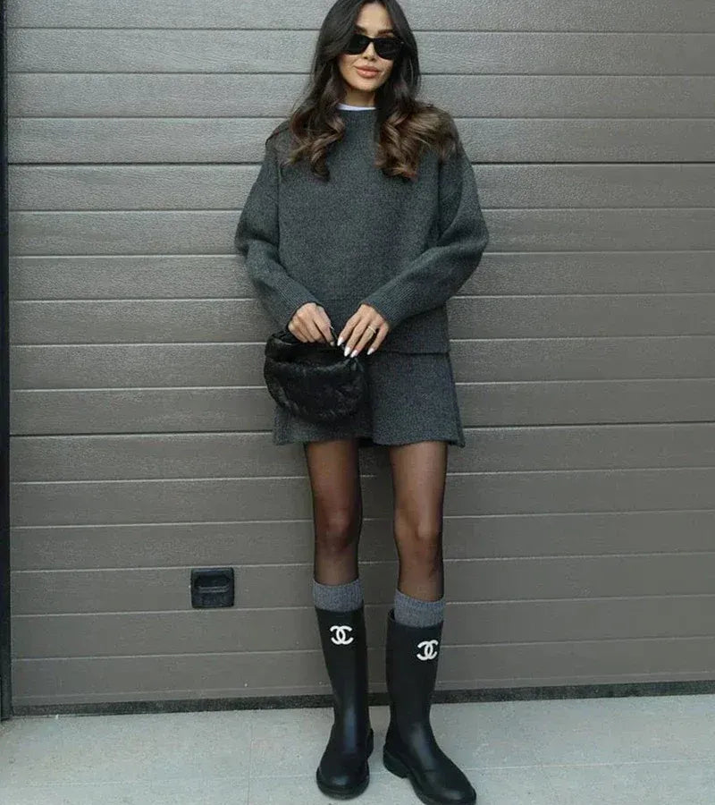 Vera - Conjunto de punto oversize con minifalda