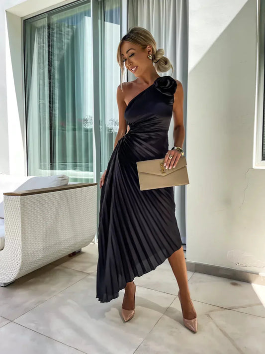Luna – Vestido floral asimétrico con hombro descubierto