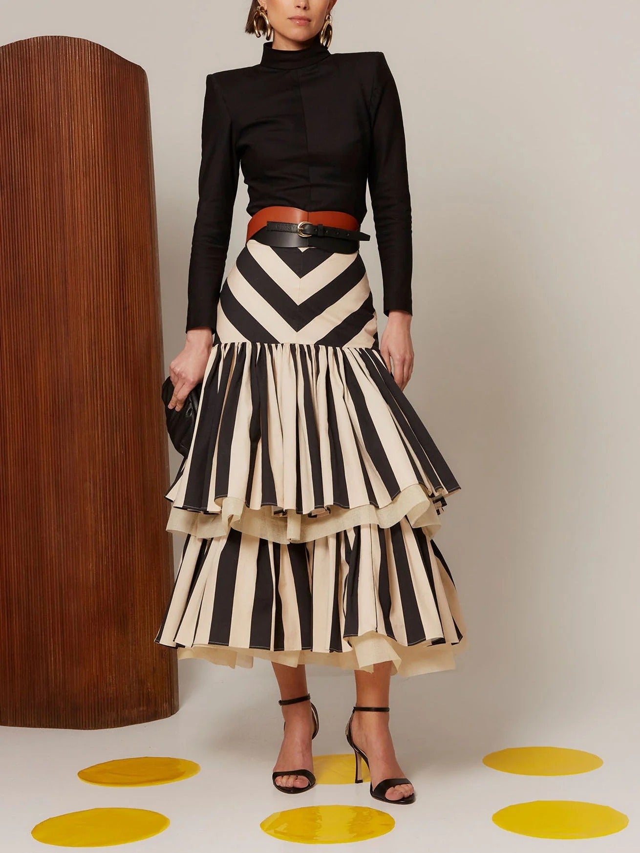 Falda Midi con Volantes en Capas y Rayas Chevron