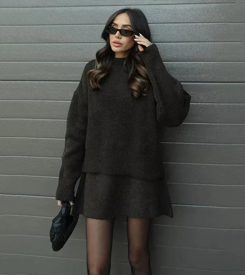 Vera - Conjunto de punto oversize con minifalda