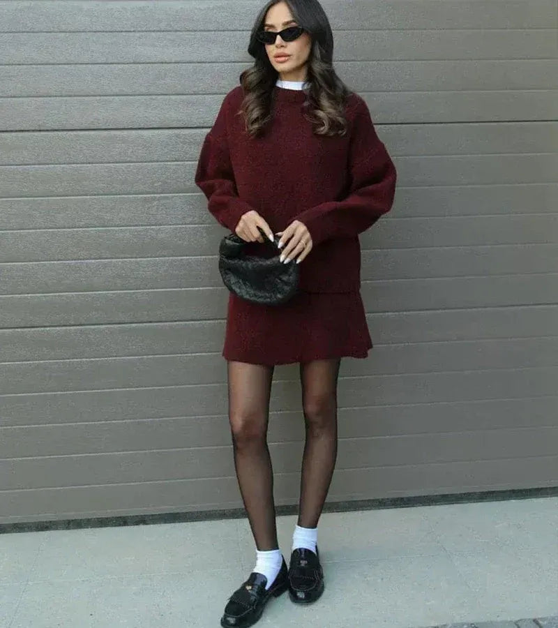 Vera - Conjunto de punto oversize con minifalda