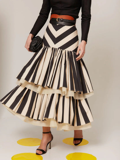 Falda Midi con Volantes en Capas y Rayas Chevron
