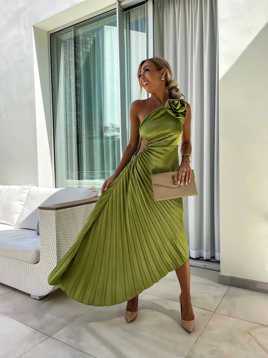 Luna – Vestido floral asimétrico con hombro descubierto