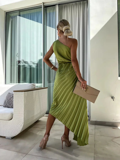 Luna – Vestido floral asimétrico con hombro descubierto