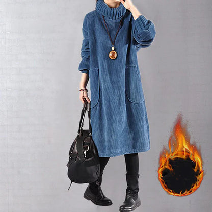 Paula - Vestido largo de pana con cuello alto y corte holgado