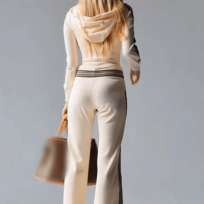 Lorena – Mono largo deportivo con capucha y cremallera