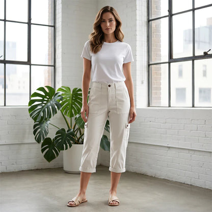 Carla - Pantalón cargo capri con bolsillos